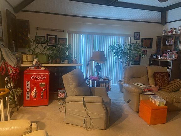 5th image of 409 Cedar Ln