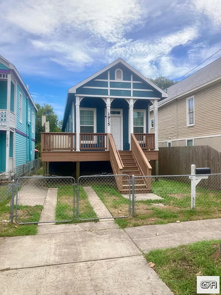 *Single Family Rental — Photo 1