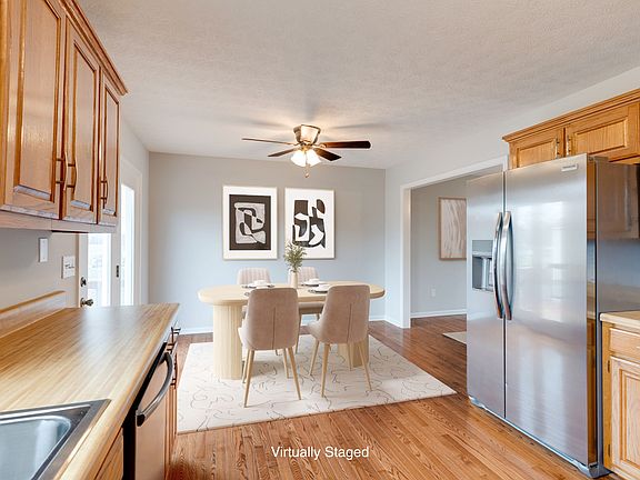 4th image of 679 Airport Rd