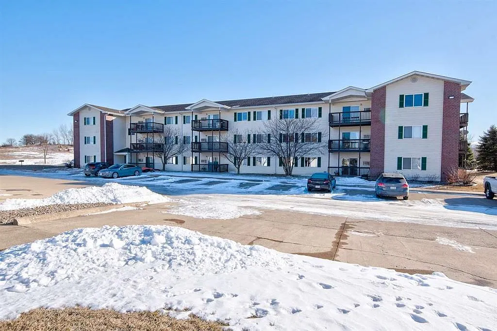 664 Terrace Park Blvd — Photo 2