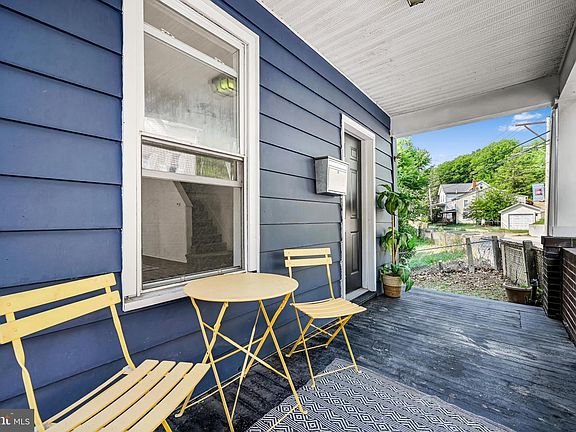 5th image of 147 Pottsville St