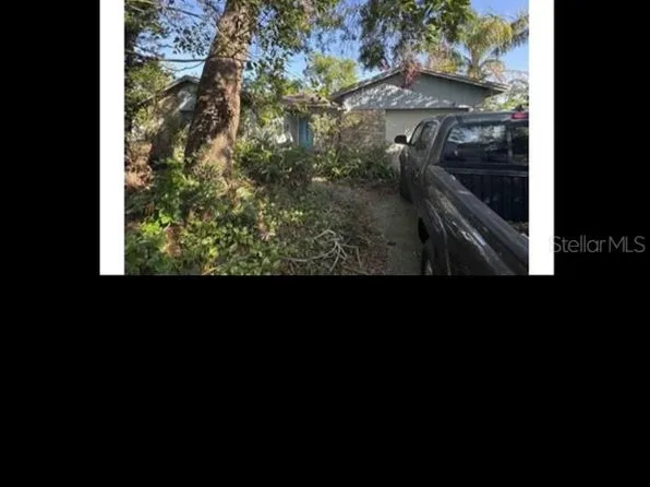 3203 River Cove Dr, Tampa, FL 33614