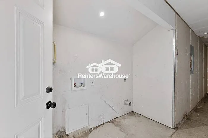 4779 Wineberry Dr — Photo 31
