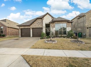 569 England St, Fate, TX 75189