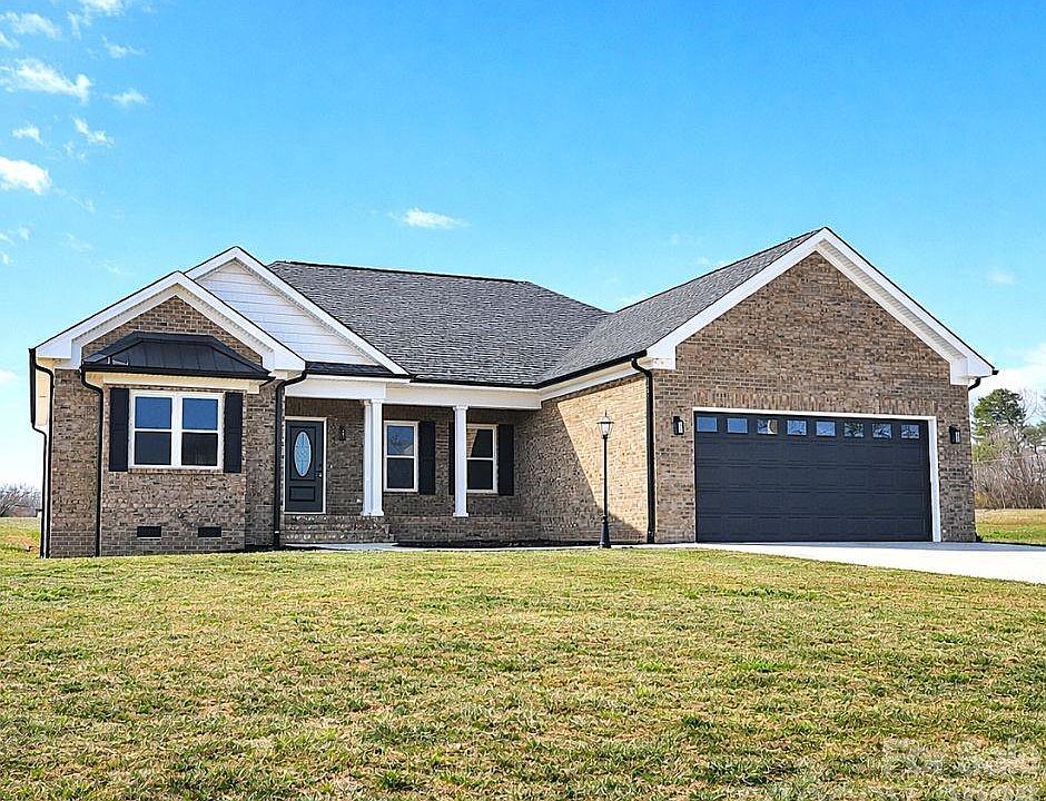 1st image of 3243 Wilson Ct #11