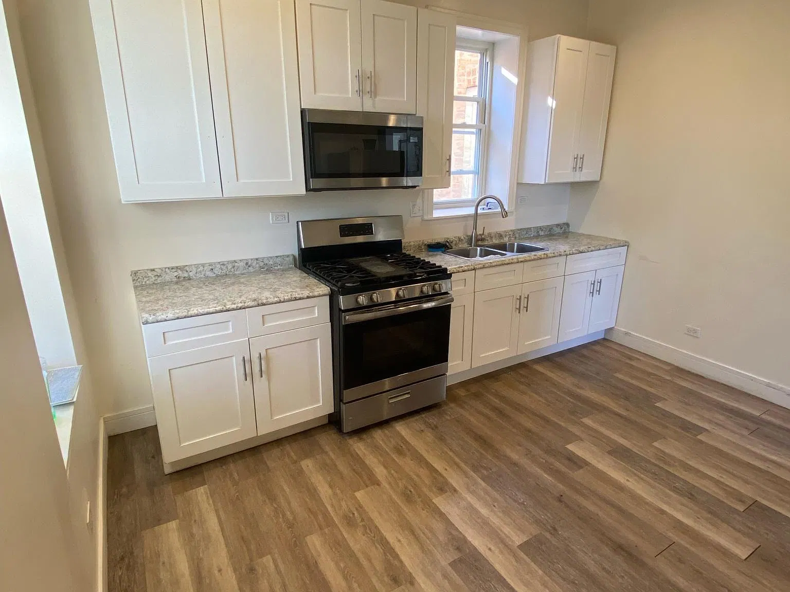 2 bed, $1,250 — Photo 1