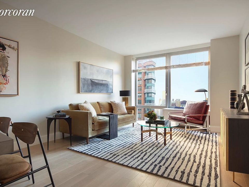 1st image of 212 W 72nd St #3G