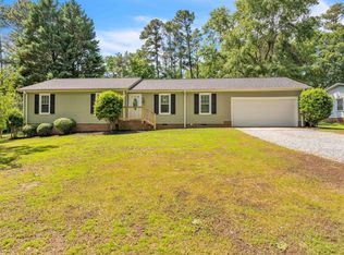 210 Chickamauga Ln, Simpsonville, SC 29681