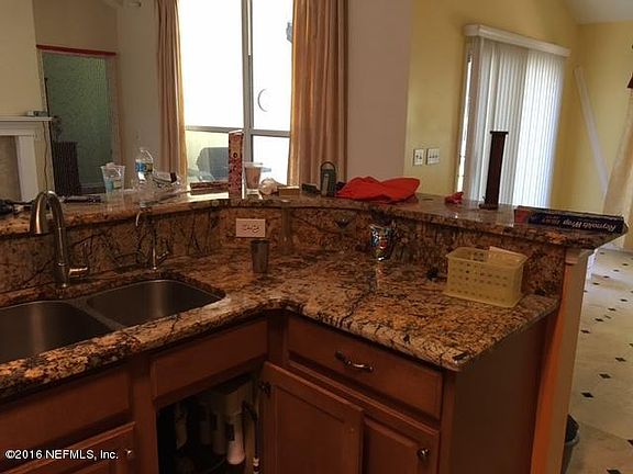4th image of 2422 Coachman Lakes Dr