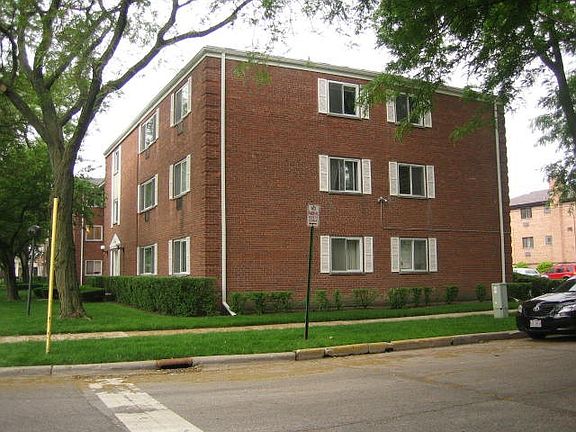 2nd image of 8460 Skokie Blvd APT 312