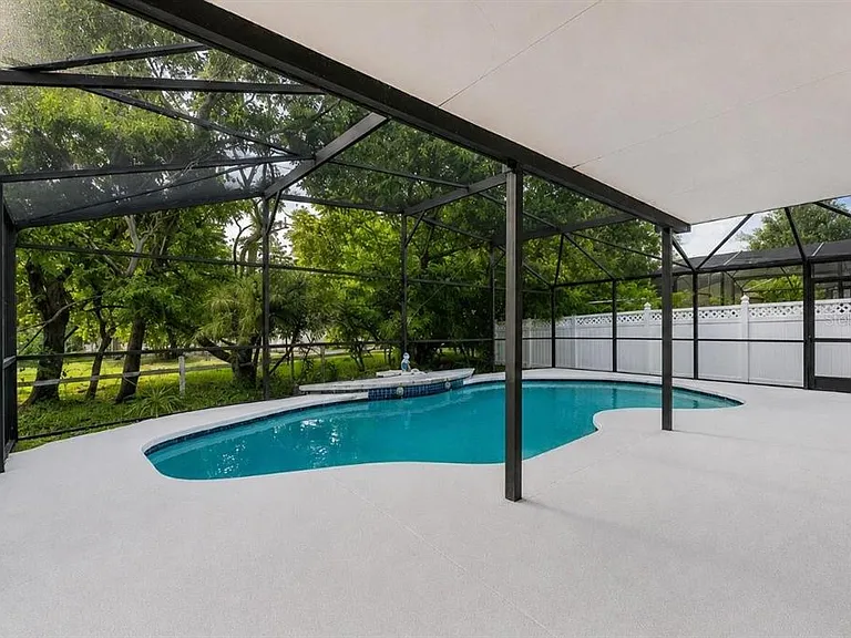 3013 Barrymore Ct — Photo 29
