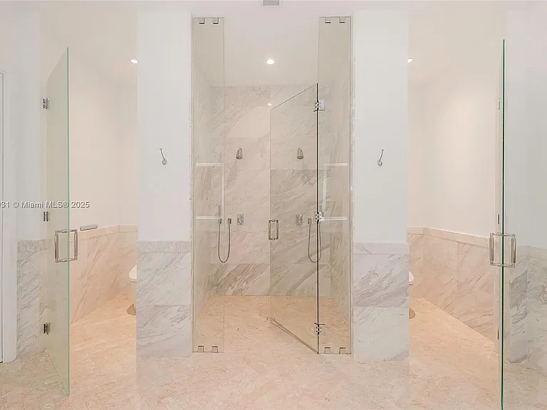 2821 S Bayshore Dr #7B — Photo 30