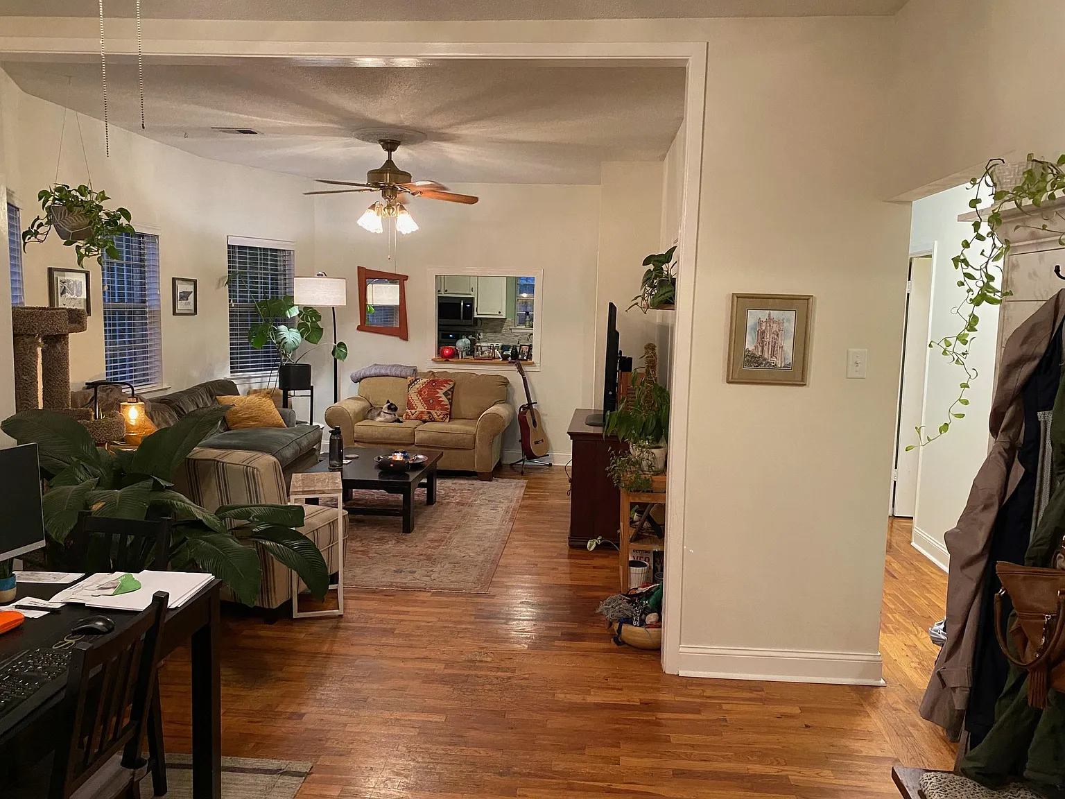 3 bed, 1258 sqft, $1,800 — Photo 3