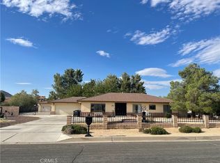 18428 Siskiyou Rd, Apple Valley, CA 92307