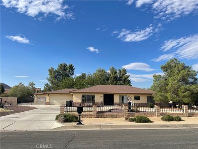18428 Siskiyou Rd, Apple Valley, CA, 92307