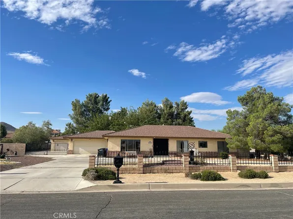 18428 Siskiyou Rd, Apple Valley, CA 92307