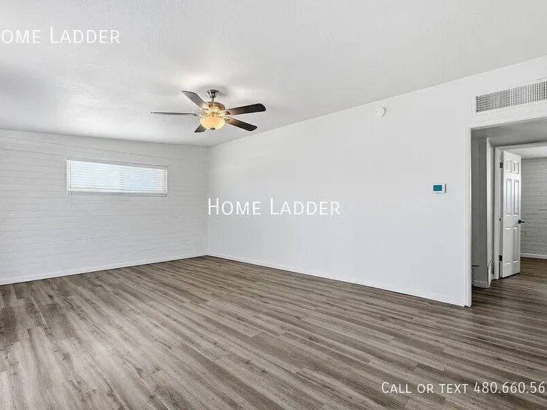 596 W Harding Ave — Photo 11