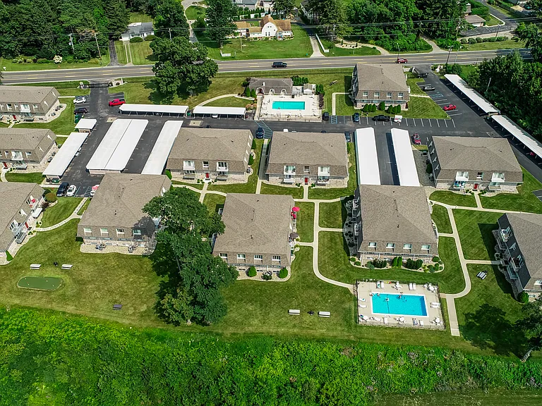 3626 Lakeshore Dr #K8 — Photo 2