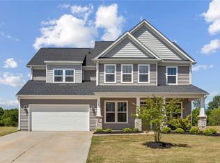 609 Oak Hill Ln, Belton, SC 29627