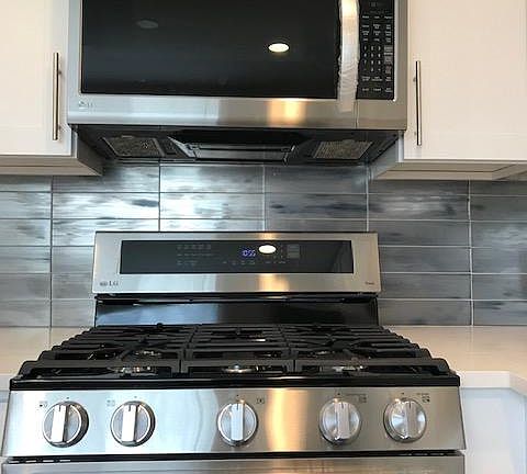 5th image of 103 Boardwalk St Unit 1W