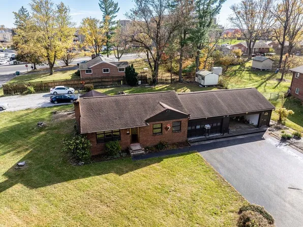 701 Burruss Dr, Blacksburg, VA 24060