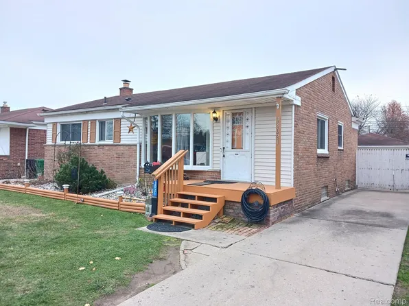 33021 Sheridan St, Garden City, MI 48135