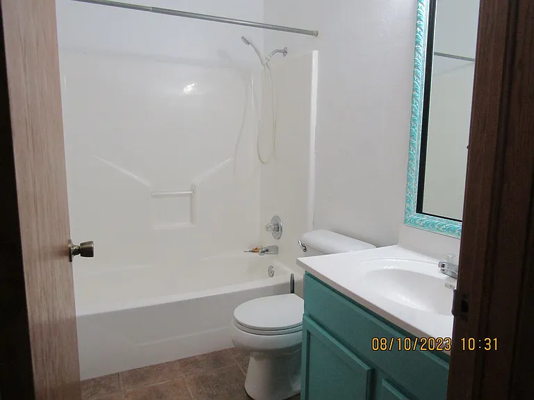 305 E Seminole St — Photo 13