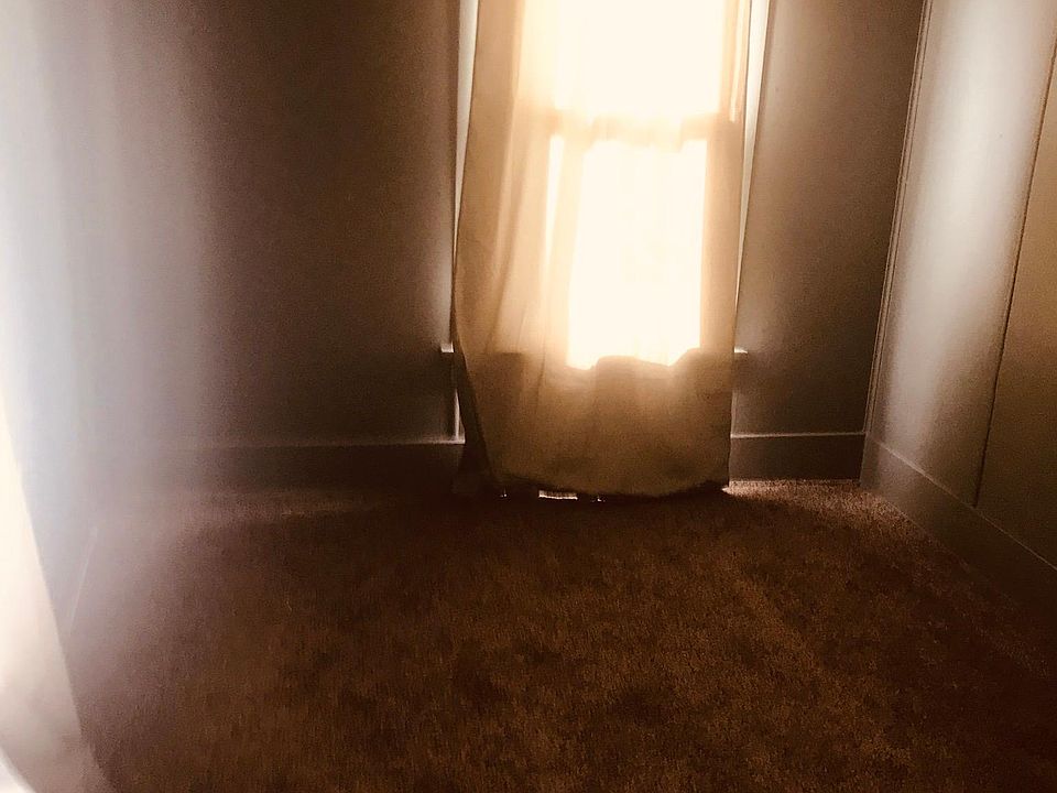 1st image of 634 Schaum Ave