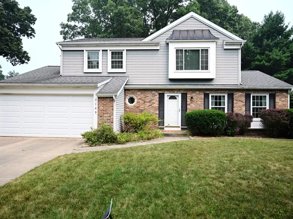 7189 Bridlewood Cir, Portage, MI 49024