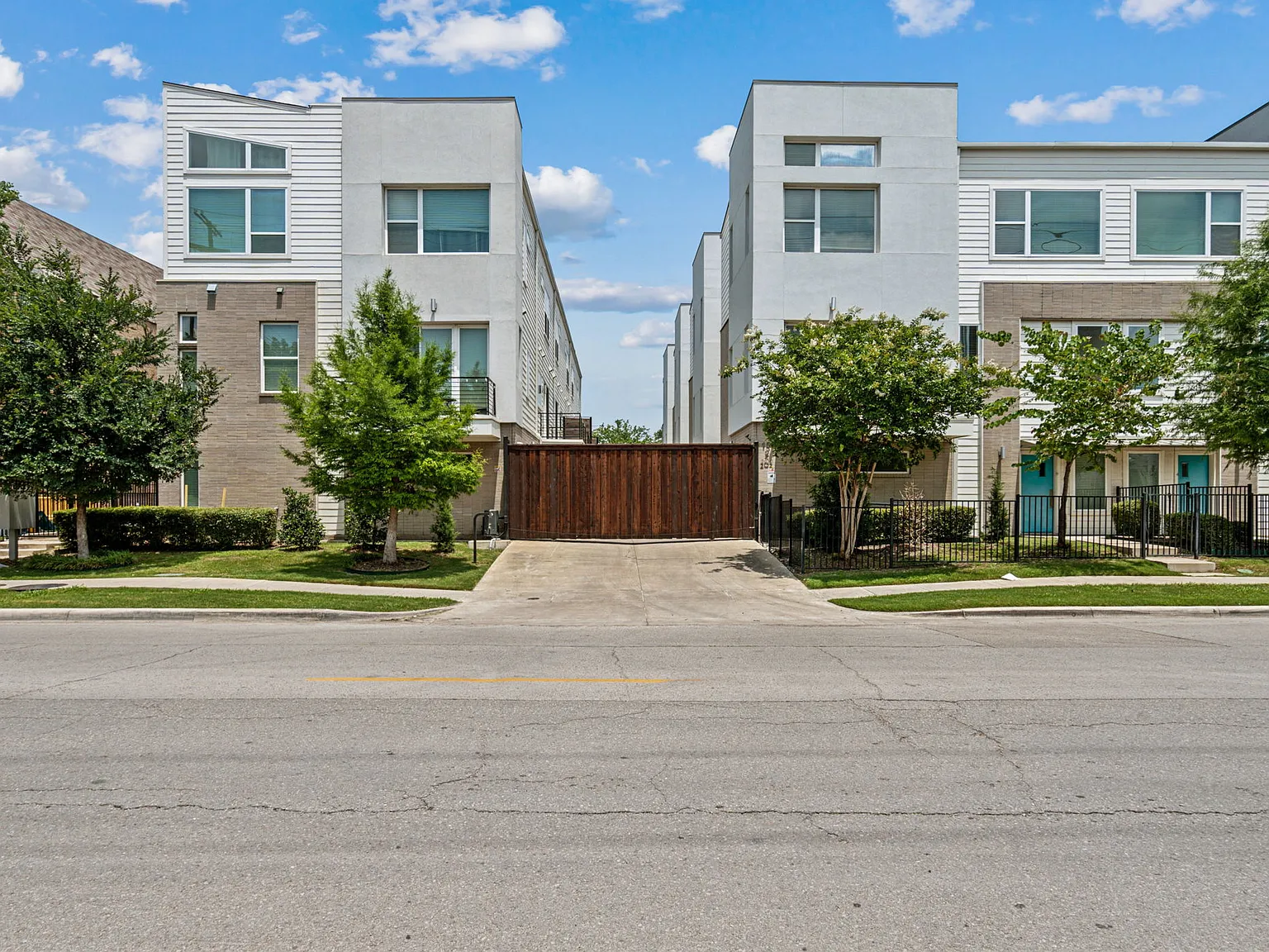 Elysian Heights — Photo 2
