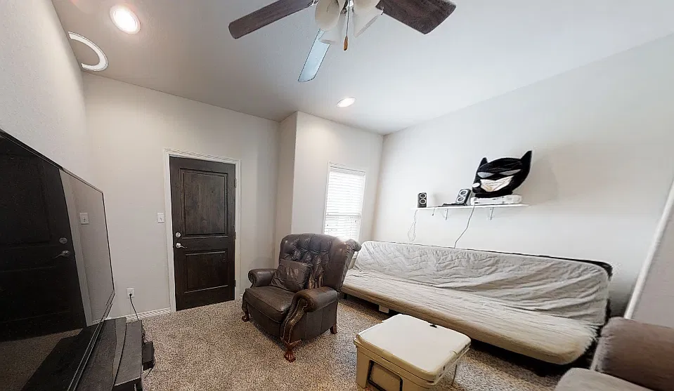 601A Nimitz St — Photo 4