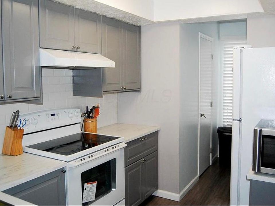 1st image of 7556 Stone Lake Dr