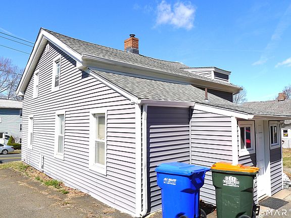 4th image of 733 Broad Street