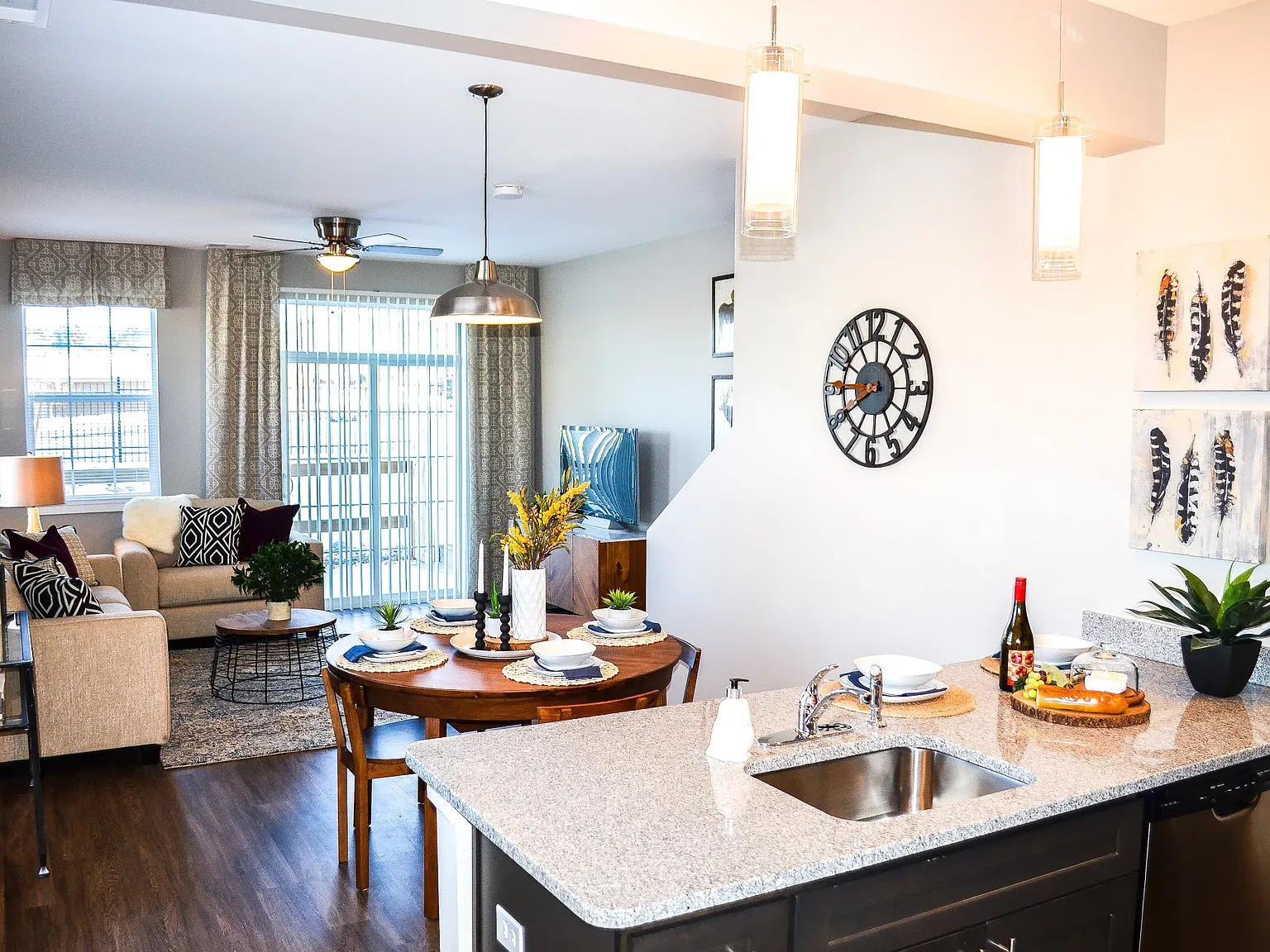 Black Feather Apartment Homes — Photo 4