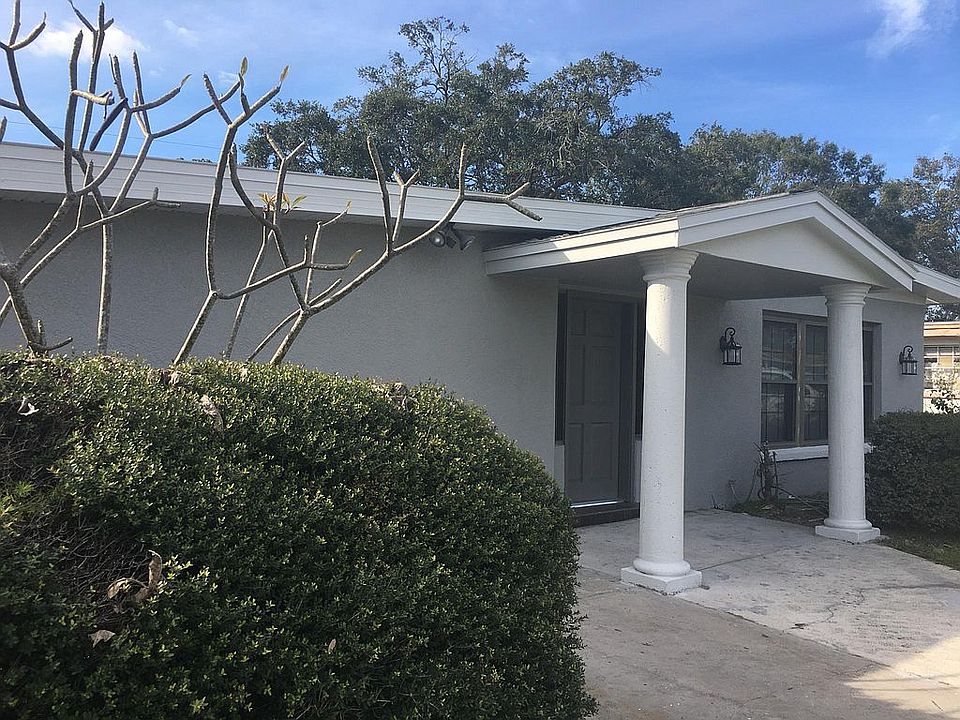 Double-wide driveway