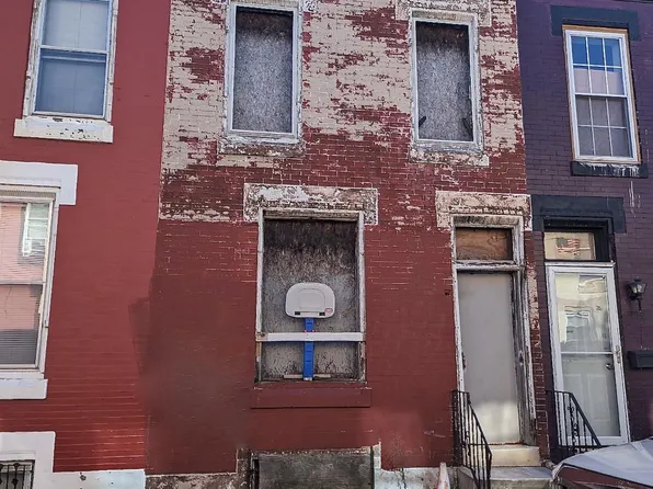 904 W Sterner St, Philadelphia, PA 19133