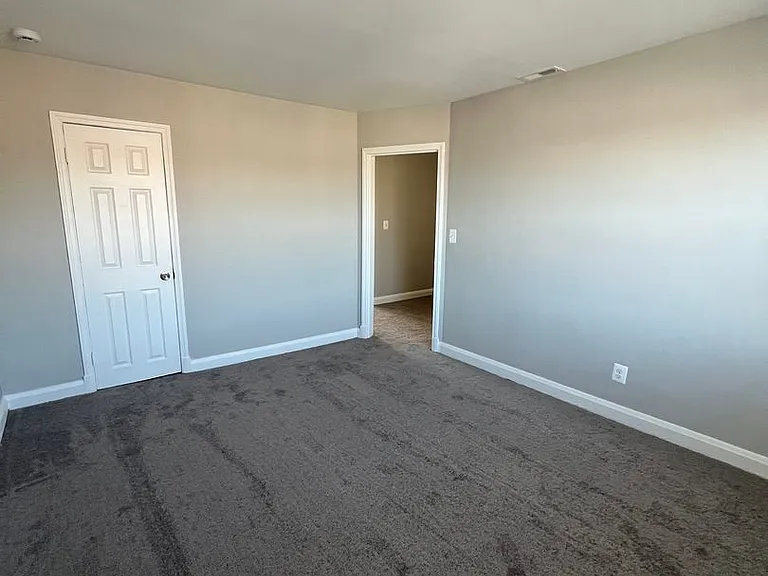 3611 Ravenwood Ave — Photo 5