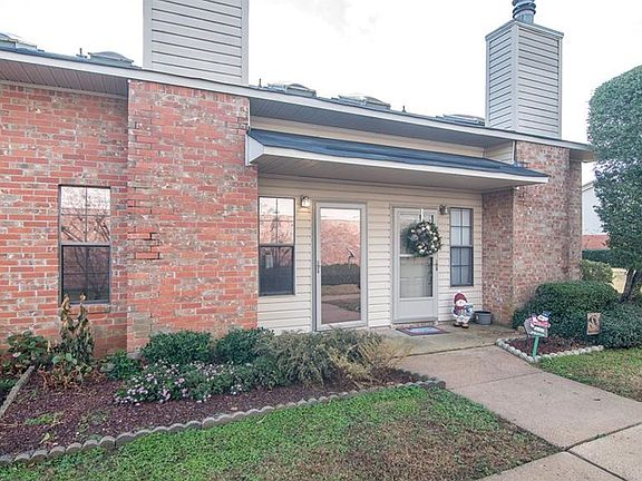 3rd image of 3636 Greenacres Dr #45