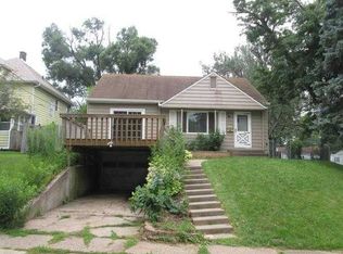 3802 10th Ave, Moline, IL 61265