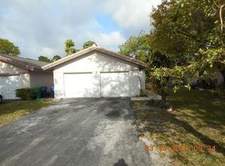 1722 NW 93rd Terrace, Coral Springs, FL 33071