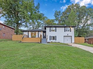 2377 Fontaine Cir, Decatur, GA 30032