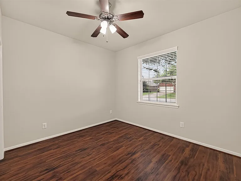 9118 Cavalier Ln — Photo 25