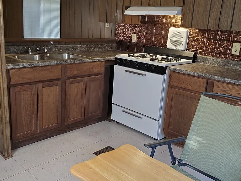 715 Delouche St — Photo 37
