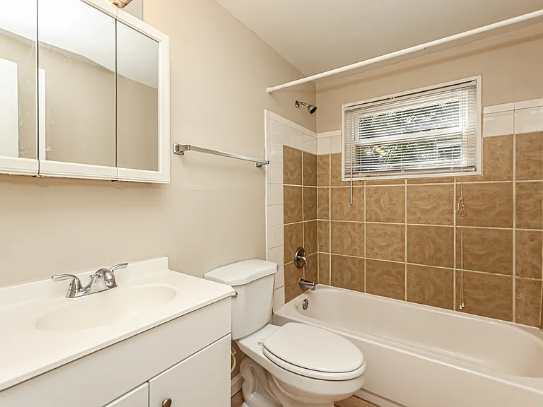 2205 Hazel Ave — Photo 10