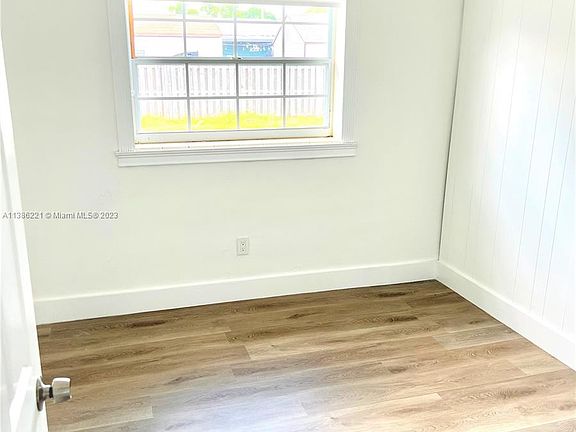 5th image of 18702 NW 48th Ave