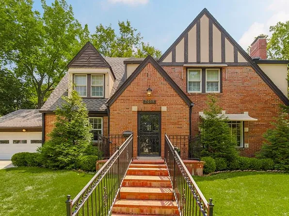 7059 Valley Rd, Kansas City, MO 64113