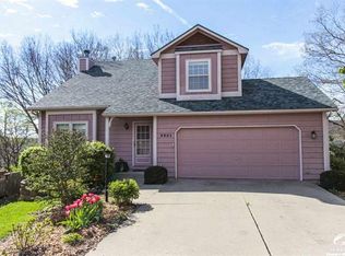 3901 W 10th Pl, Lawrence, KS 66049