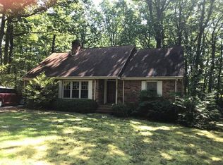 1596 Lotus Dr, Gretna, VA 24557