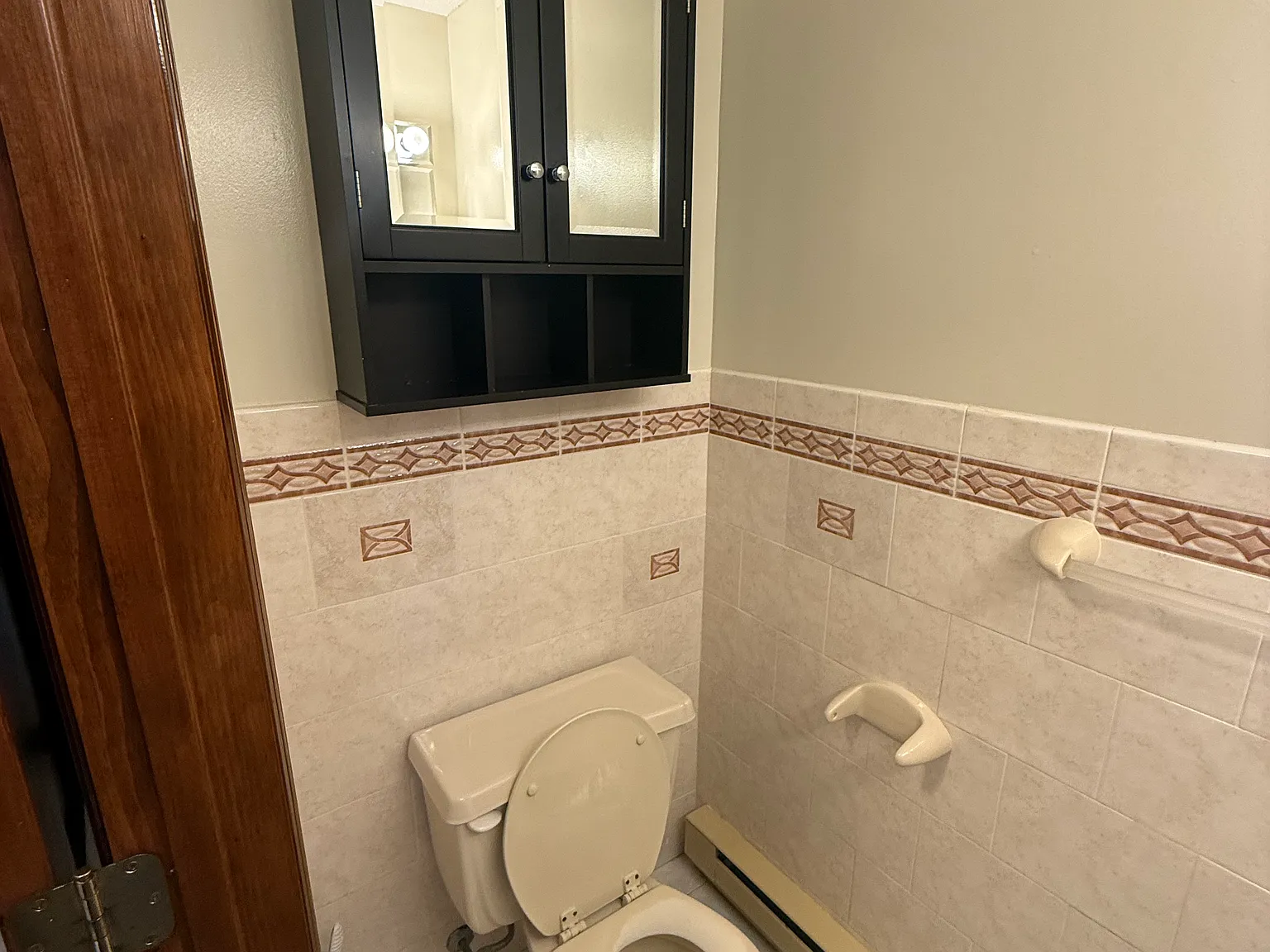 2 bed, 1.5 bath, 1200 sqft, $1,700 — Photo 3