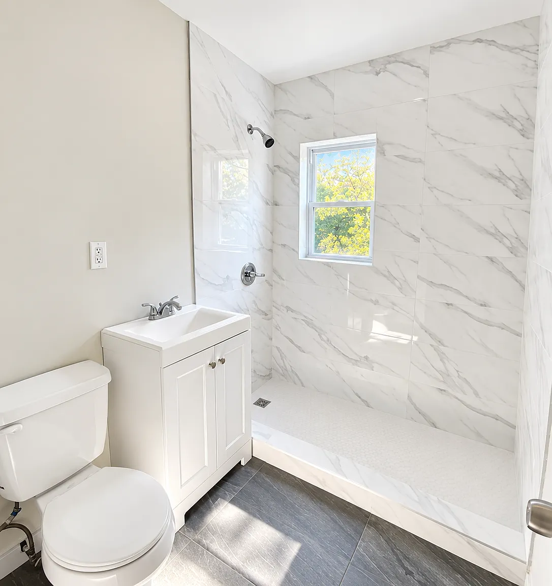 3 bed, $3,753 — Photo 2